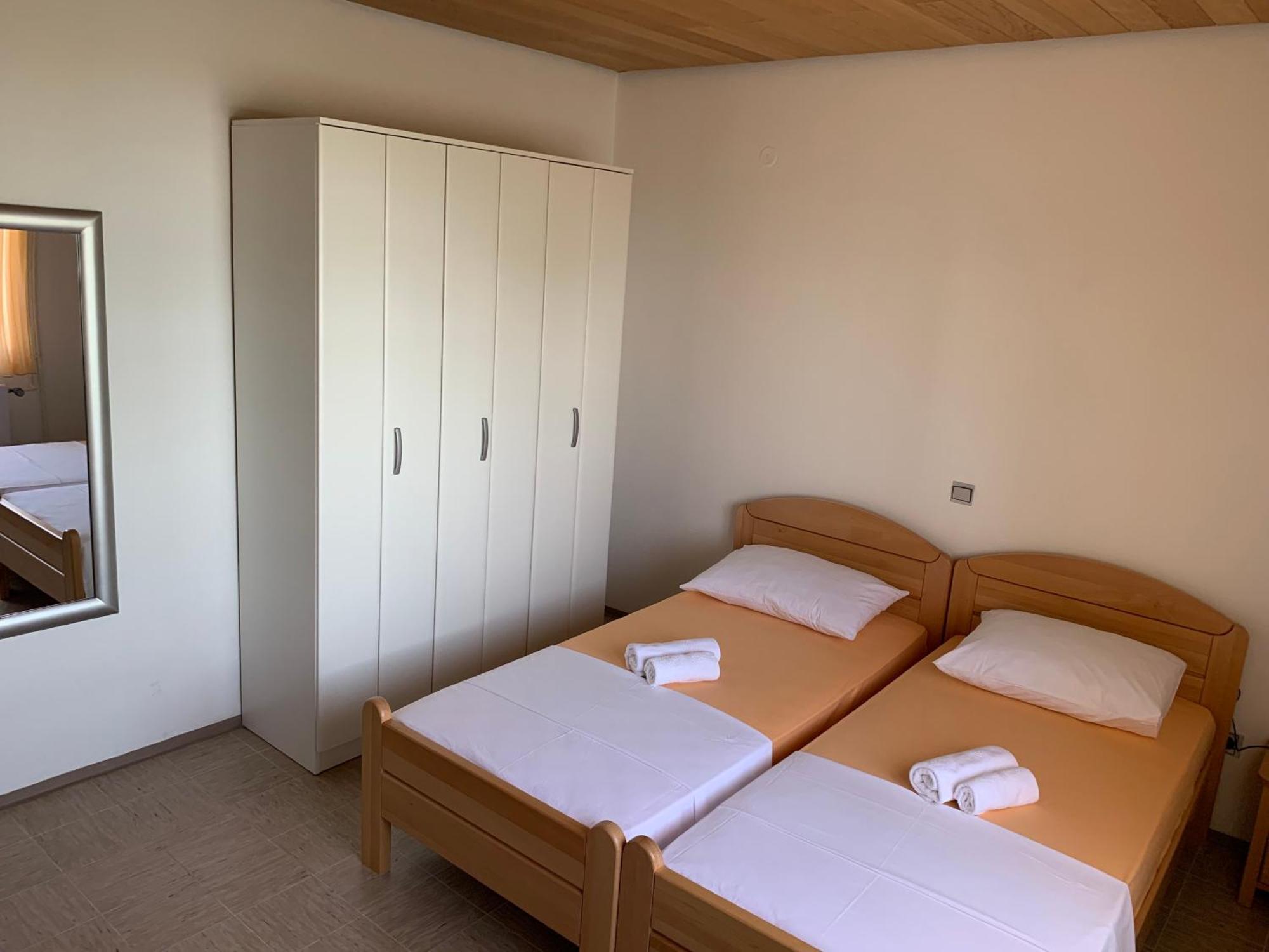 Apartments Marinko Trogir Buitenkant foto