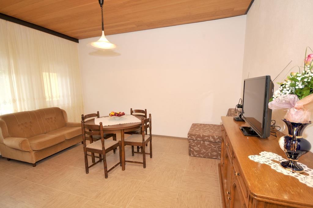 Apartments Marinko Trogir Kamer foto